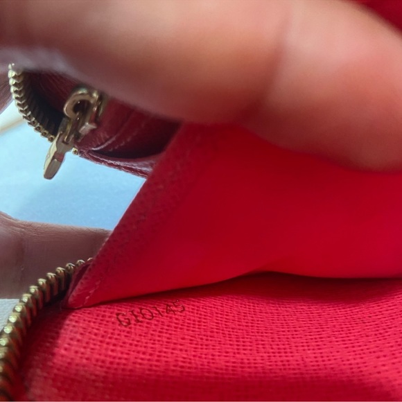 LOUIS VUITTON LIMITED EDITION Monogram Ramages Zippy Wallet - Picture 9 of 9